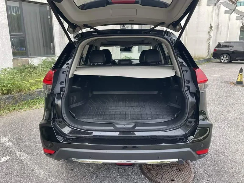 Nissan X-Trail — фото 10
