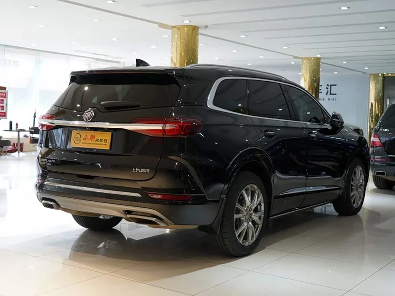 Buick Enclave — фото 23