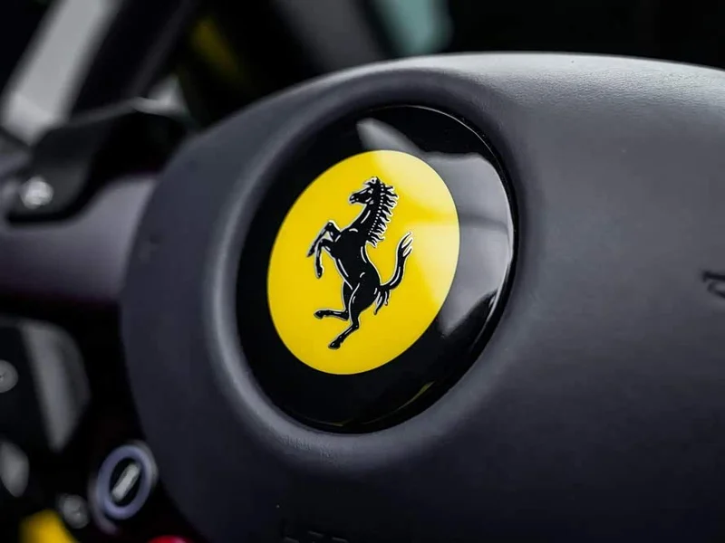 Ferrari 812 — фото 15