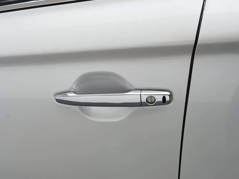 Mitsubishi Outlander — фото 18