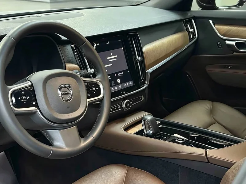 Volvo S90 — фото 6