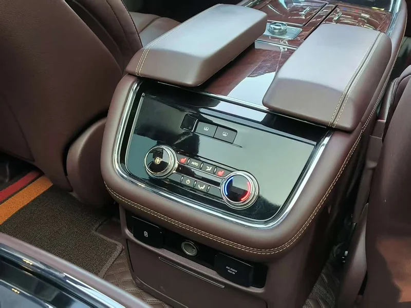Lincoln Navigator — фото 13