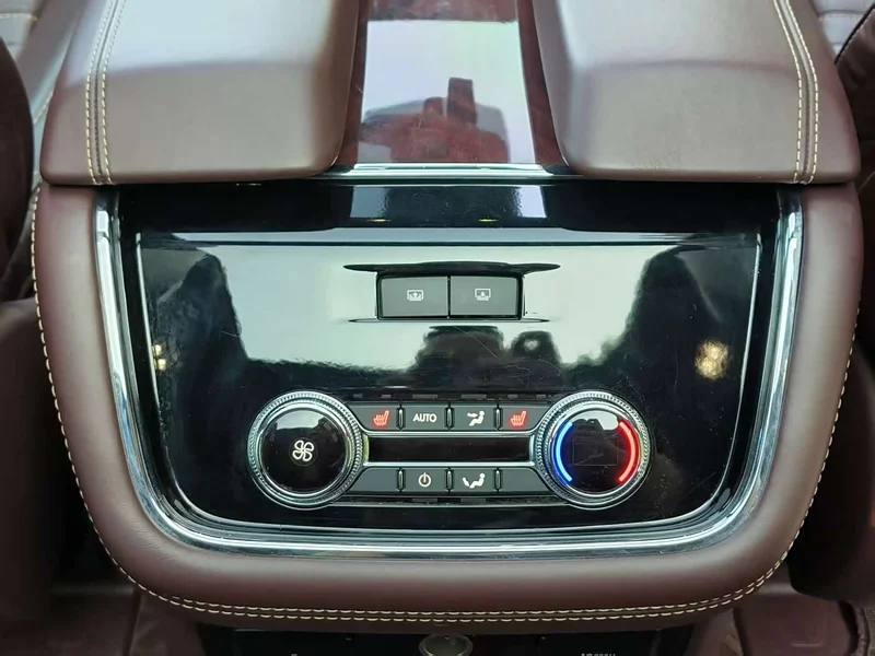 Lincoln Navigator — фото 14
