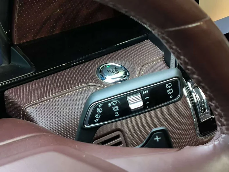 Lincoln Navigator — фото 18