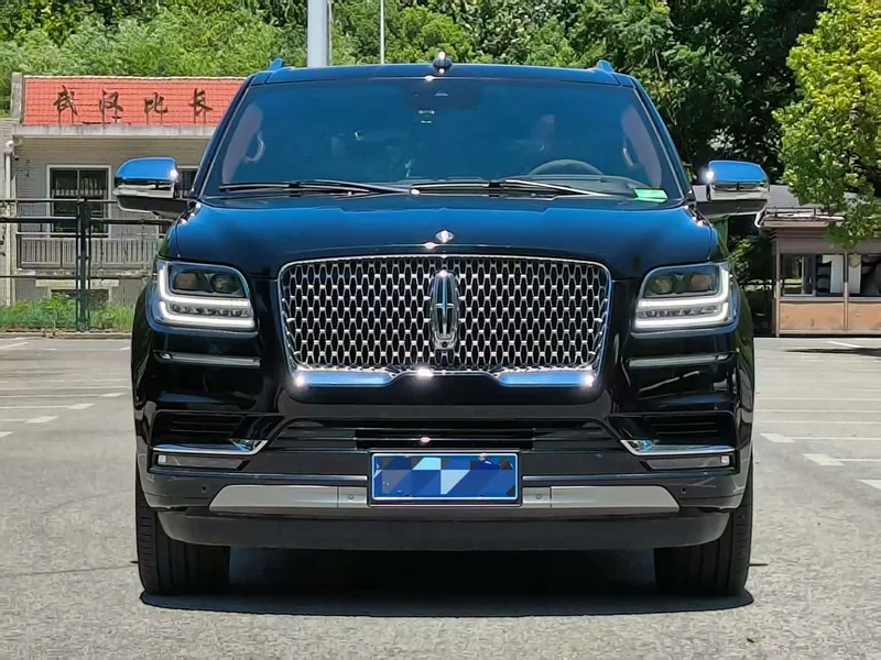 Lincoln Navigator — фото 2