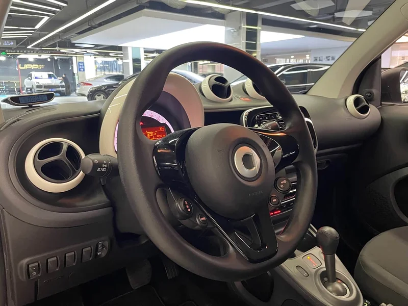 Smart Fortwo — фото 17