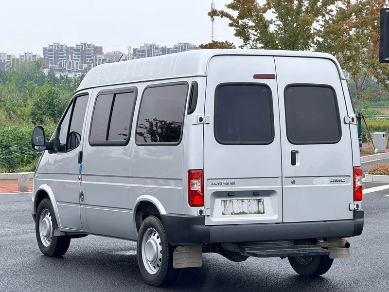 Volkswagen Transporter — фото 9