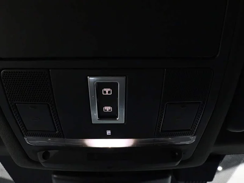Land Rover Discovery — фото 12