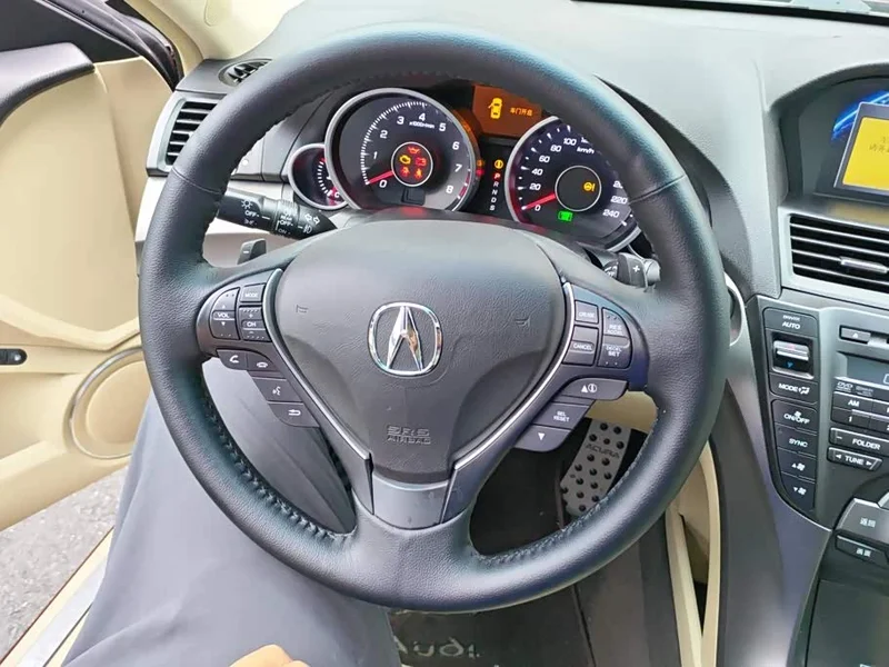 Acura TL — фото 15