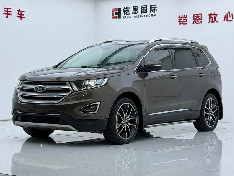 Ford Edge — фото 1