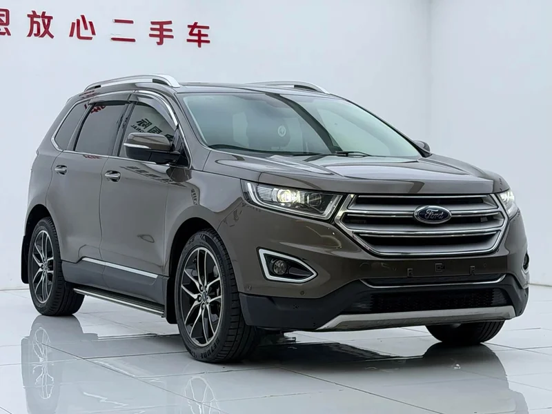 Ford Edge — фото 3