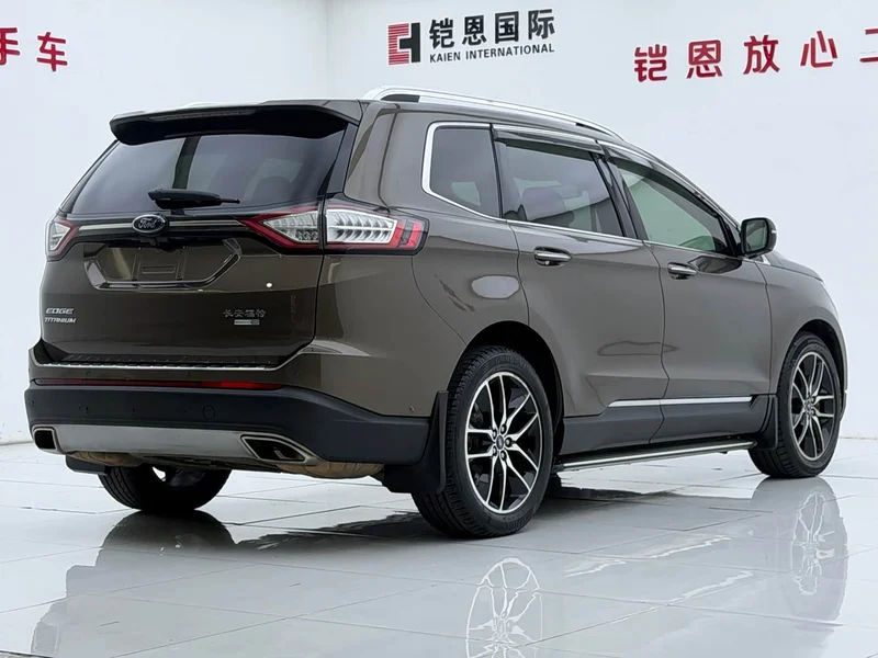 Ford Edge — фото 4