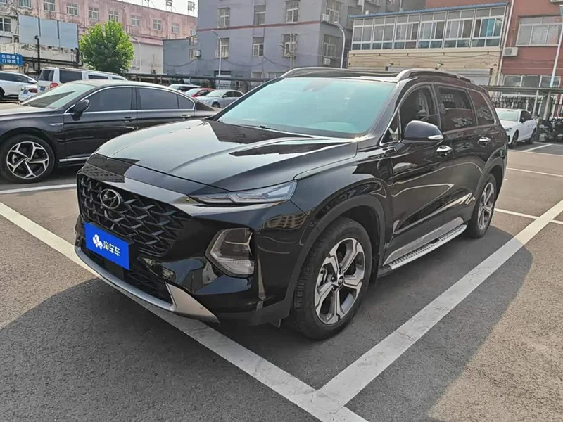 Hyundai Santa Fe — фото 1