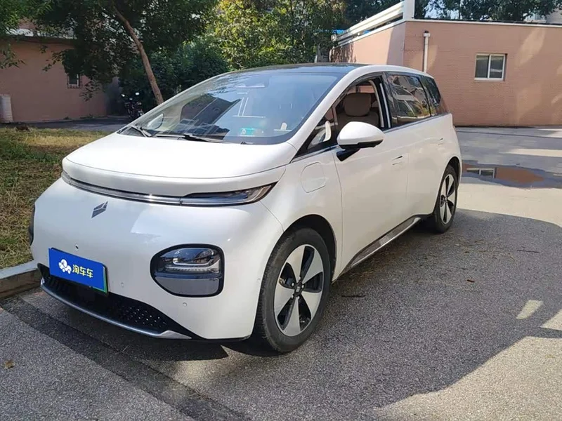Baojun Yunduo — фото 1
