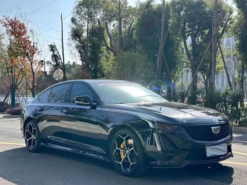 Cadillac CT5 — фото 3
