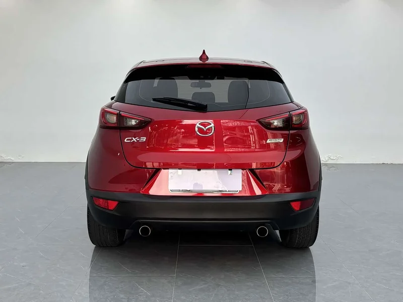 Mazda CX-3 — фото 10