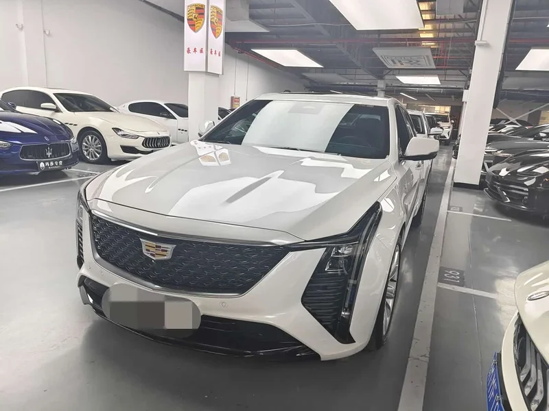 Cadillac CT5 — фото 1