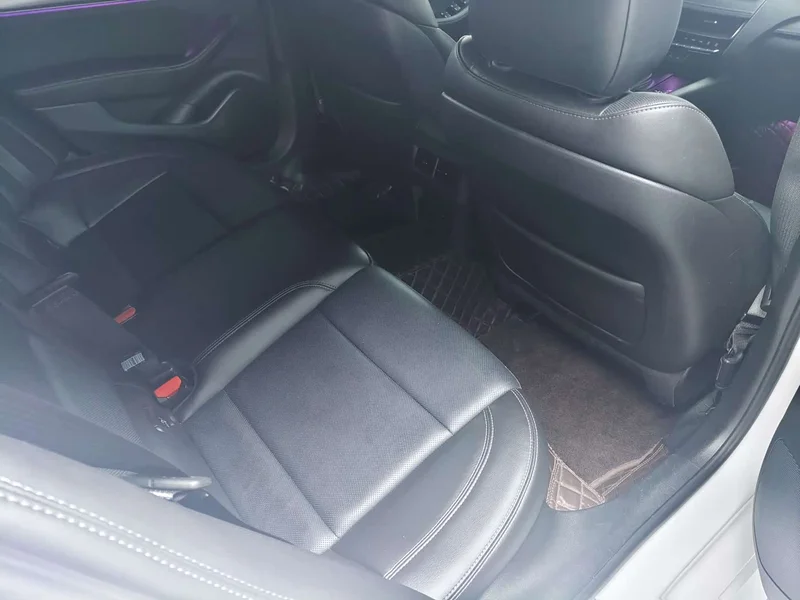 Cadillac CT5 — фото 17
