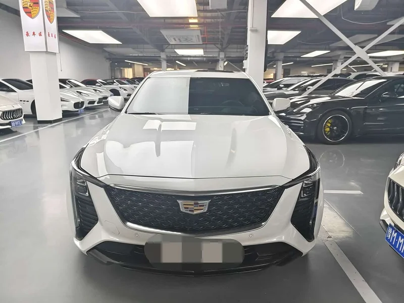 Cadillac CT5 — фото 2