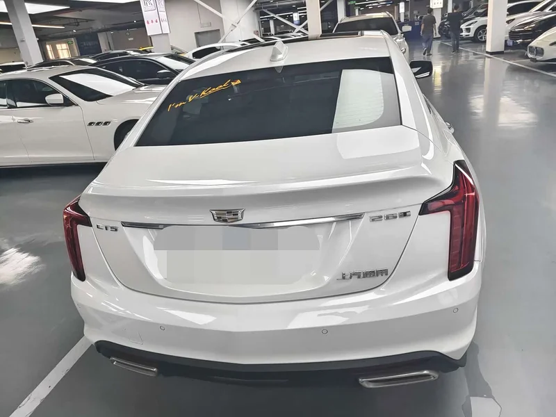 Cadillac CT5 — фото 24