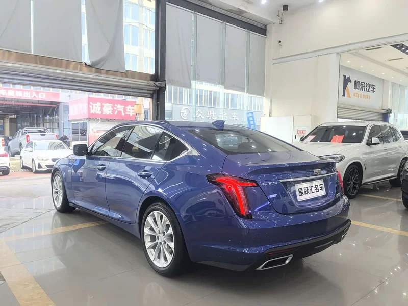 Cadillac CT5 — фото 4