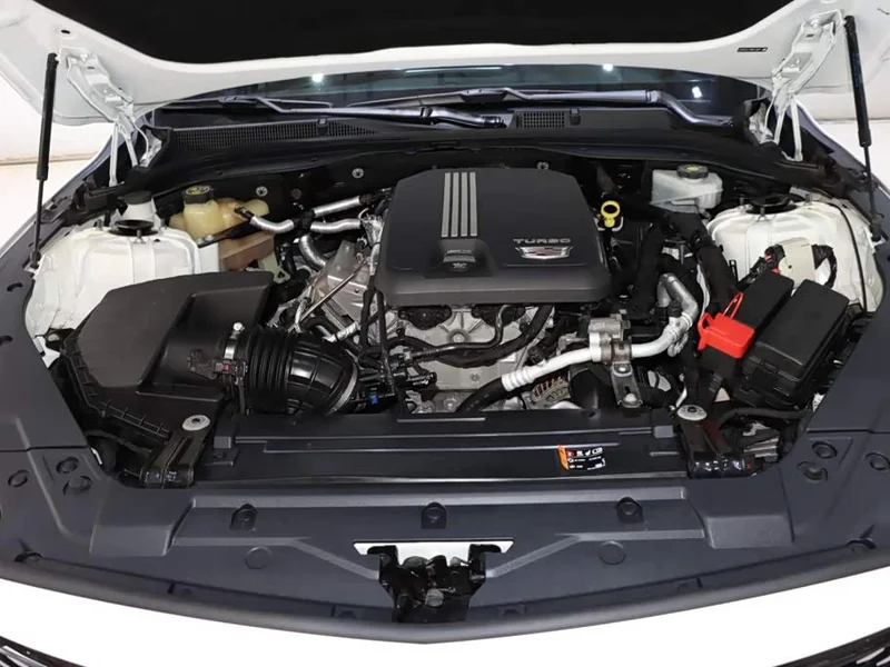Cadillac CT5 — фото 20