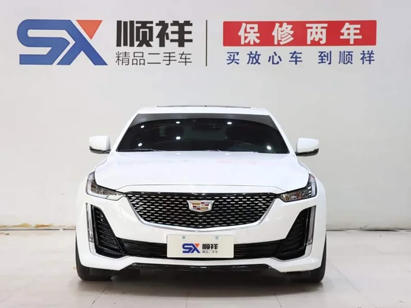 Cadillac CT5 — фото 2