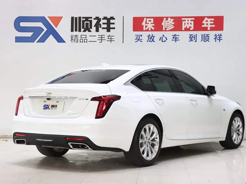Cadillac CT5 — фото 5