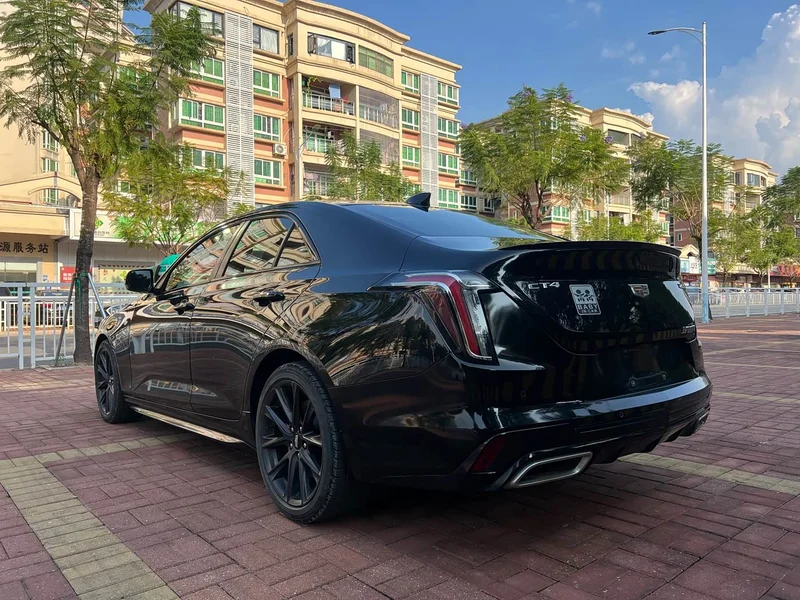Cadillac CT4 — фото 6