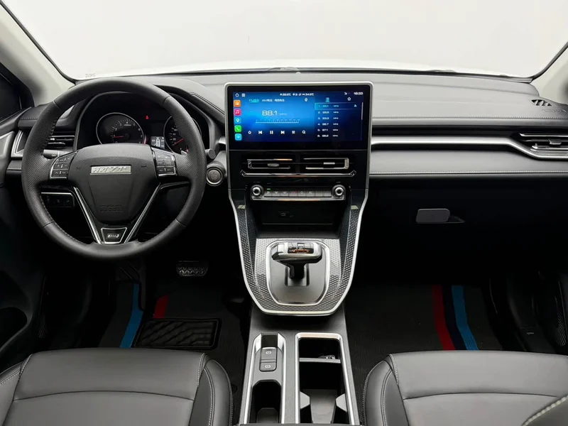 Haval M6 — фото 15