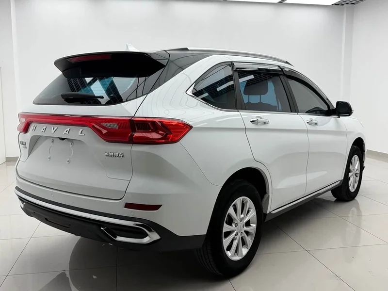Haval M6 — фото 6