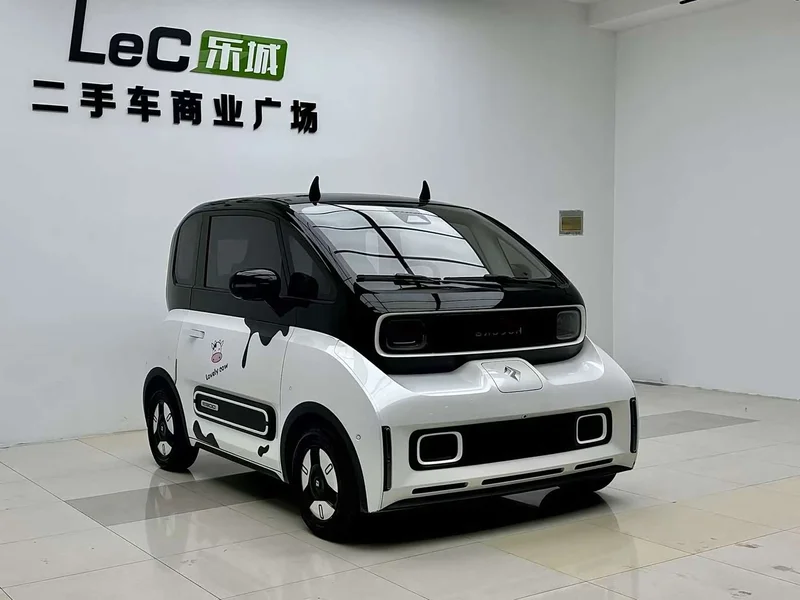 Baojun E300 — фото 3