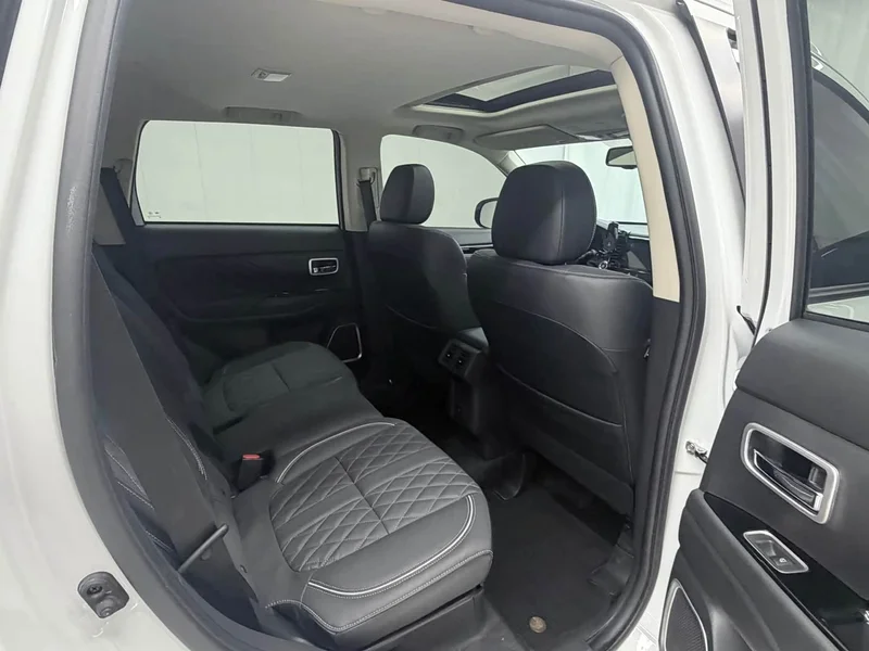 Mitsubishi Outlander — фото 16