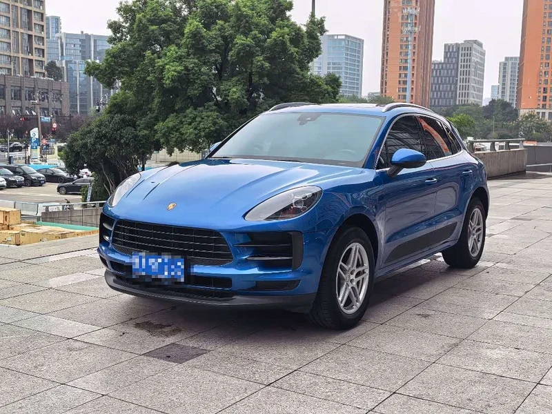 Porsche Macan — фото 1