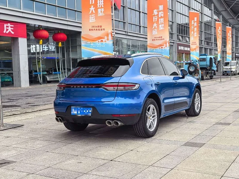 Porsche Macan — фото 12