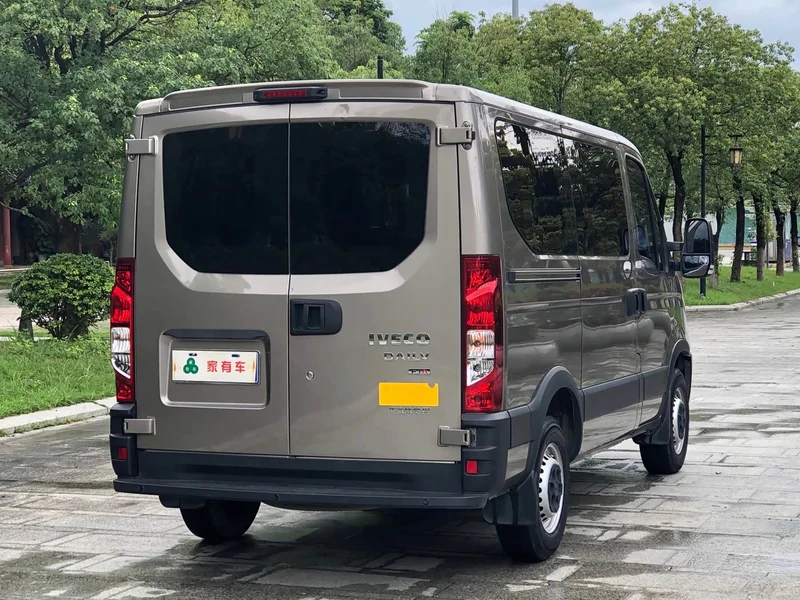 Iveco Eurocargo — фото 16