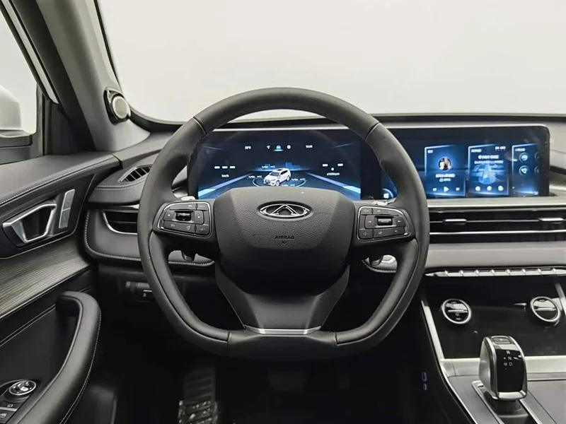 Chery Tiggo 8 — фото 11