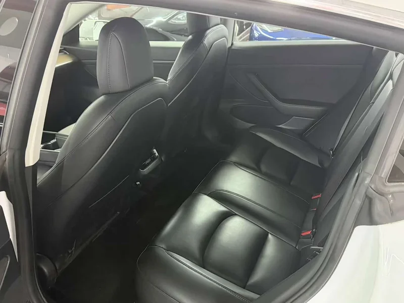 Tesla Model 3 — фото 6