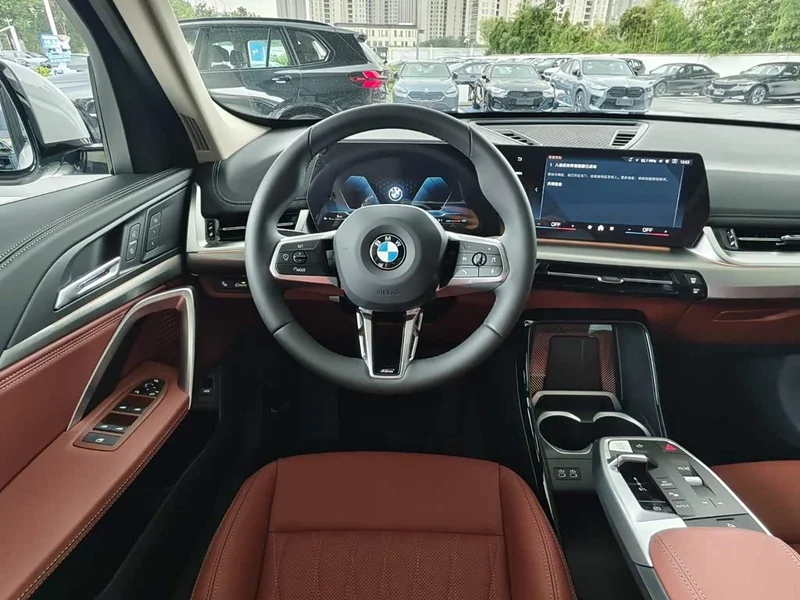 BMW X1 — фото 14