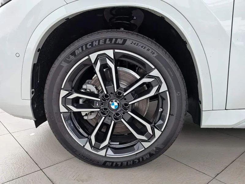BMW X1 — фото 15