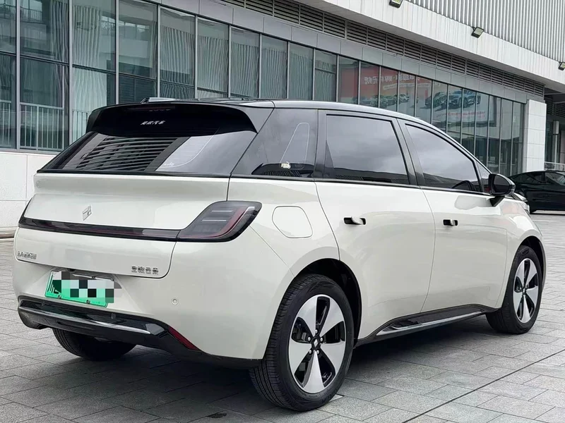 Baojun Yunduo — фото 6