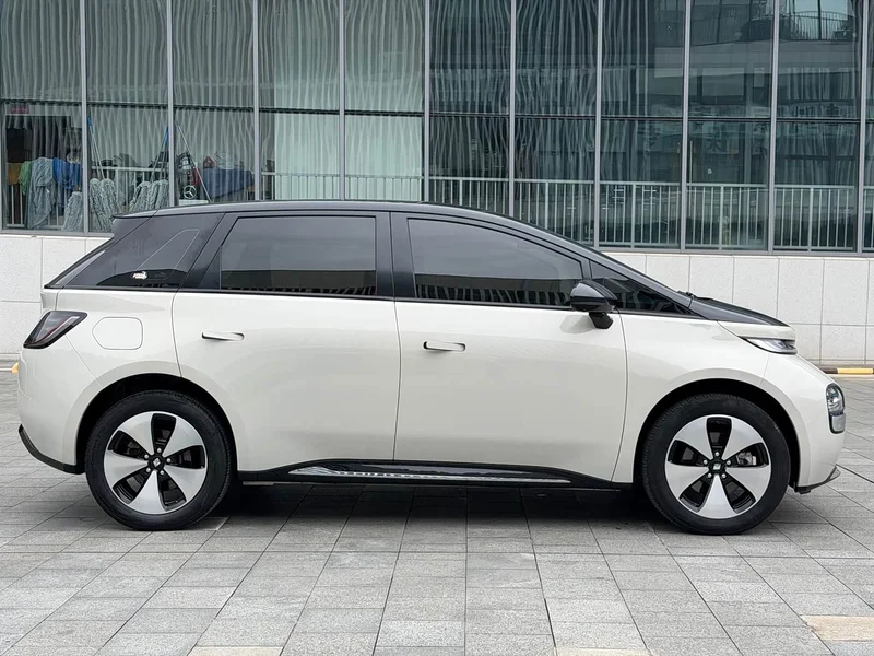 Baojun Yunduo — фото 7