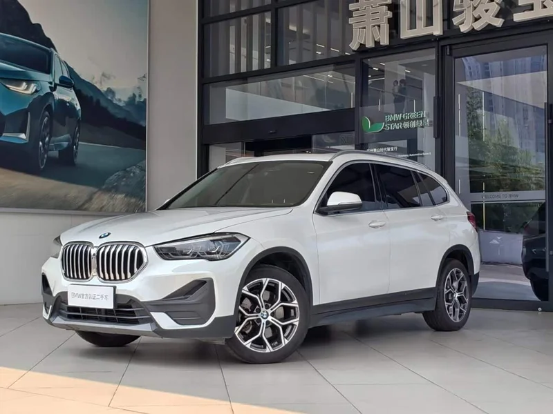 BMW X1 — фото 1