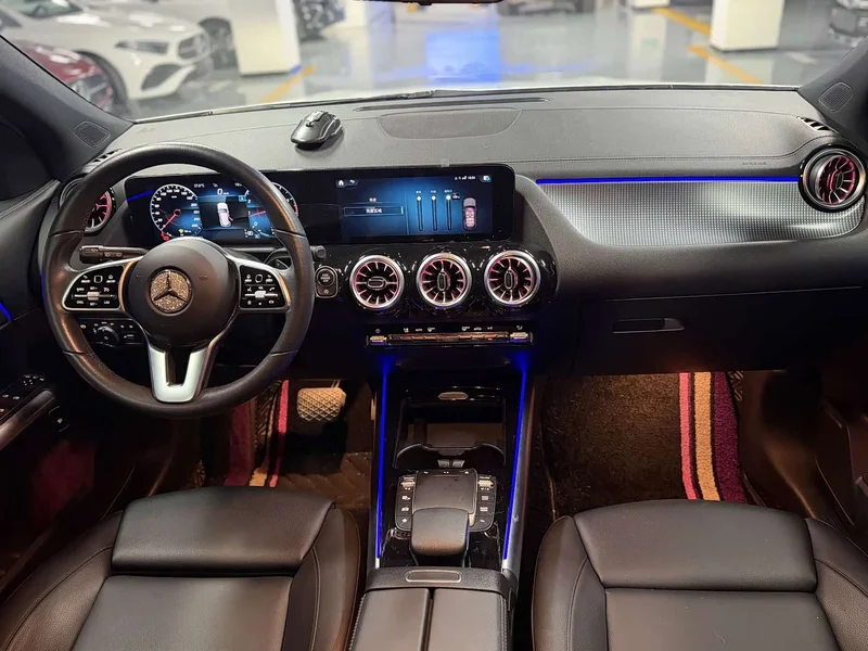 Mercedes-Benz GLA — фото 13