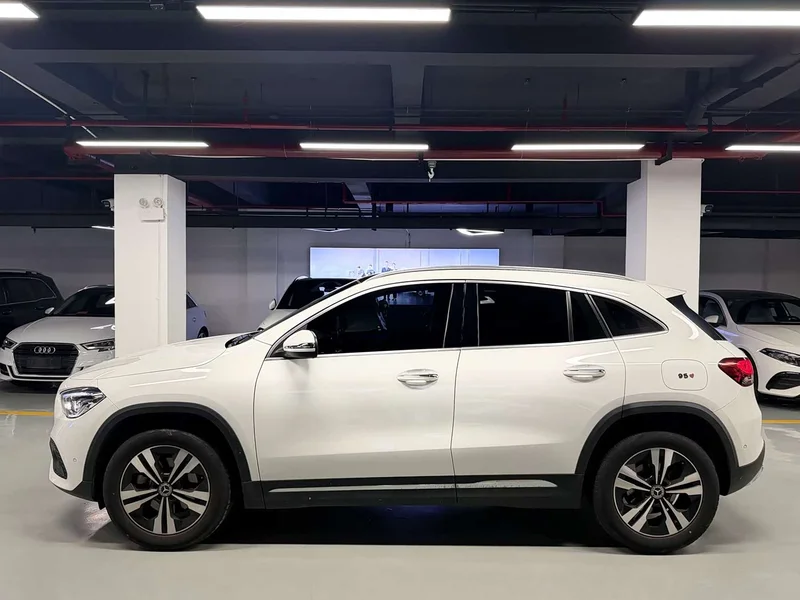Mercedes-Benz GLA — фото 7