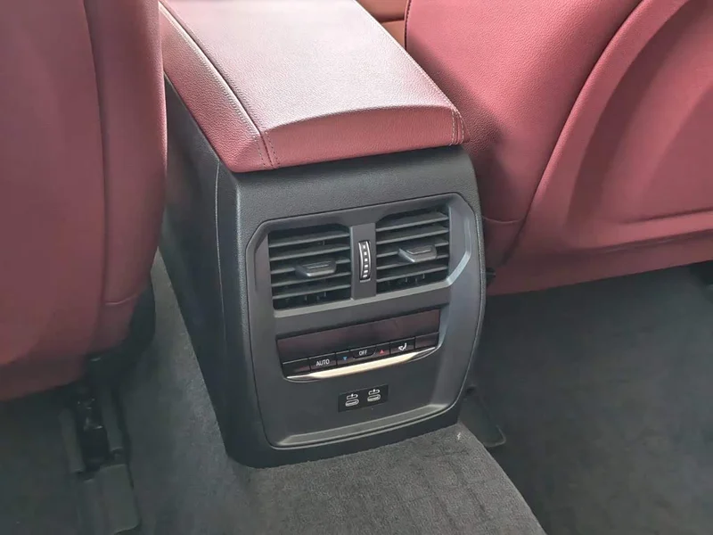 BMW i3 — фото 13