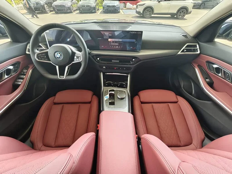 BMW i3 — фото 14