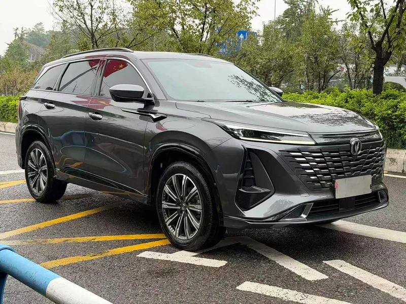 Changan CS75PLUS — фото 3