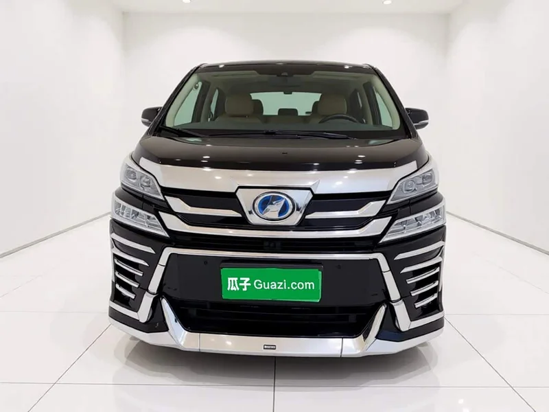 Toyota Vellfire — фото 2