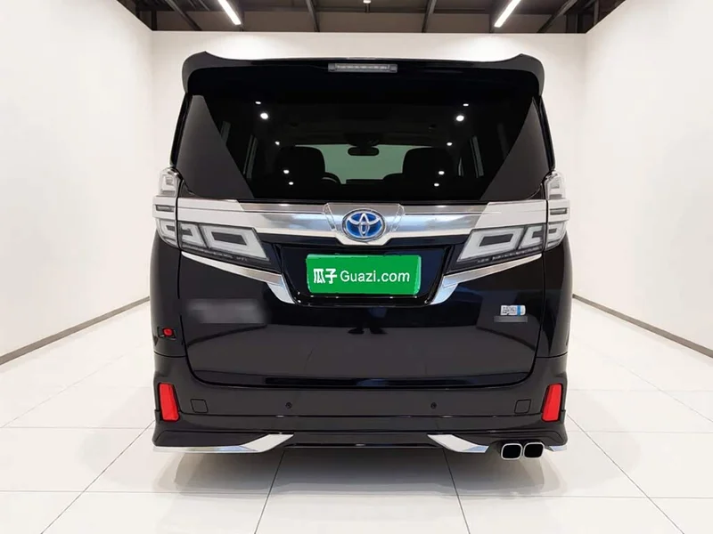 Toyota Vellfire — фото 5